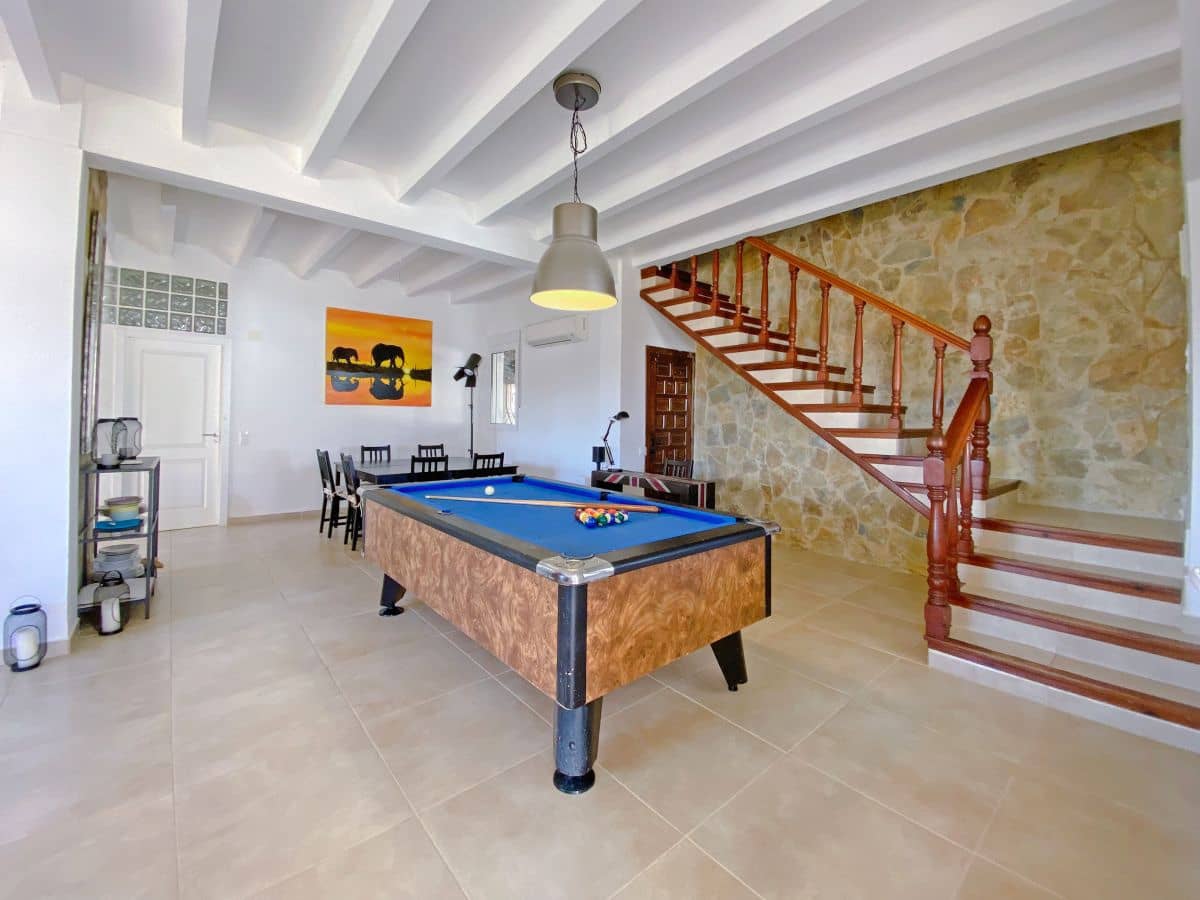 7 slaapkamer Villa te koop in Gandia met zwembad - € 790.000 (Ref: 8910828)