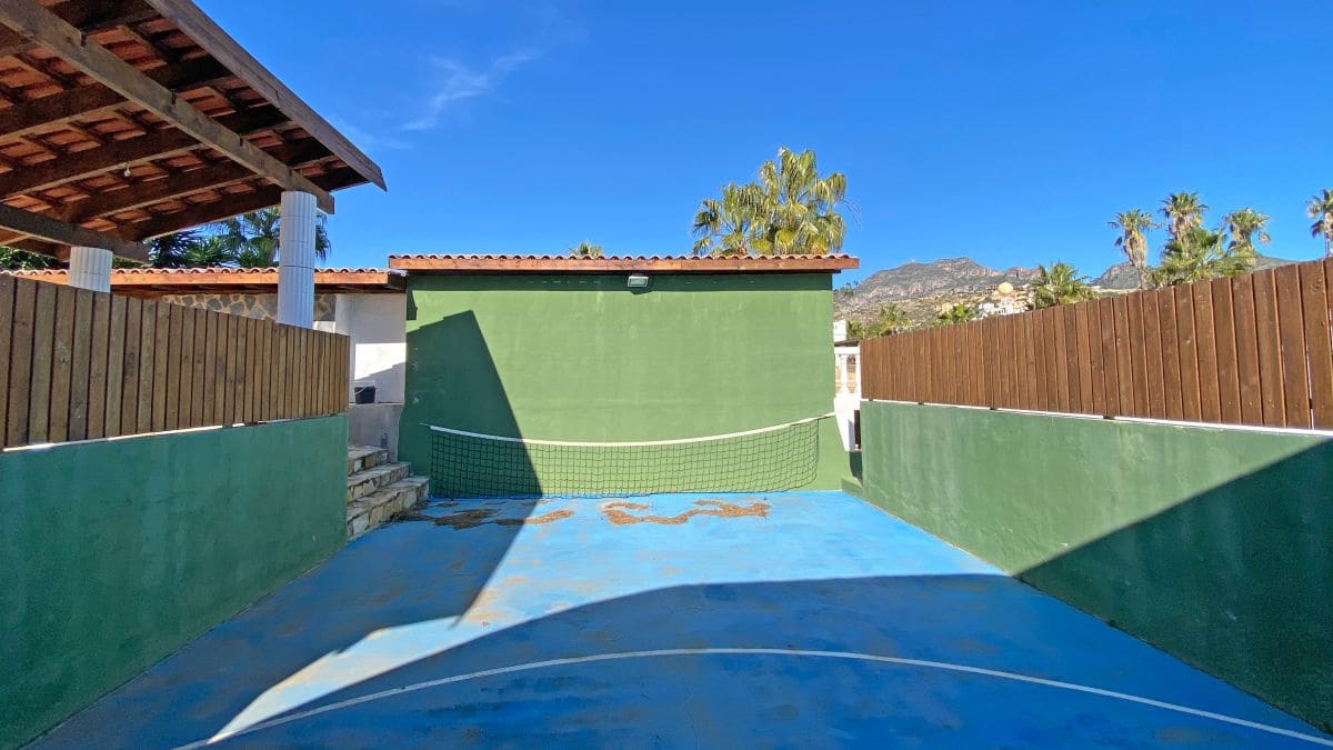 7 slaapkamer Villa te koop in Gandia met zwembad - € 790.000 (Ref: 8910828)