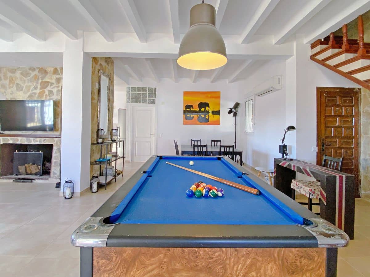 7 slaapkamer Villa te koop in Gandia met zwembad - € 790.000 (Ref: 8910828)