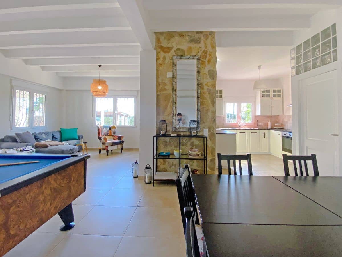 7 slaapkamer Villa te koop in Gandia met zwembad - € 790.000 (Ref: 8910828)