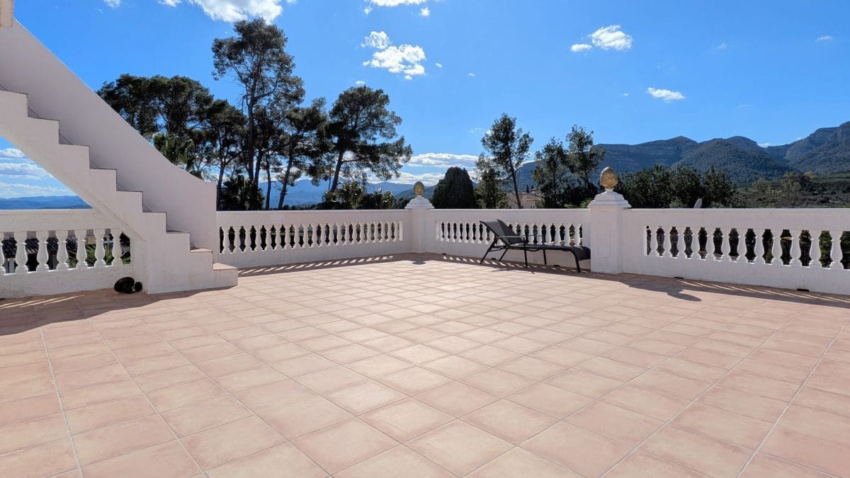 7 slaapkamer Villa te koop in Gandia met zwembad - € 790.000 (Ref: 8910828)