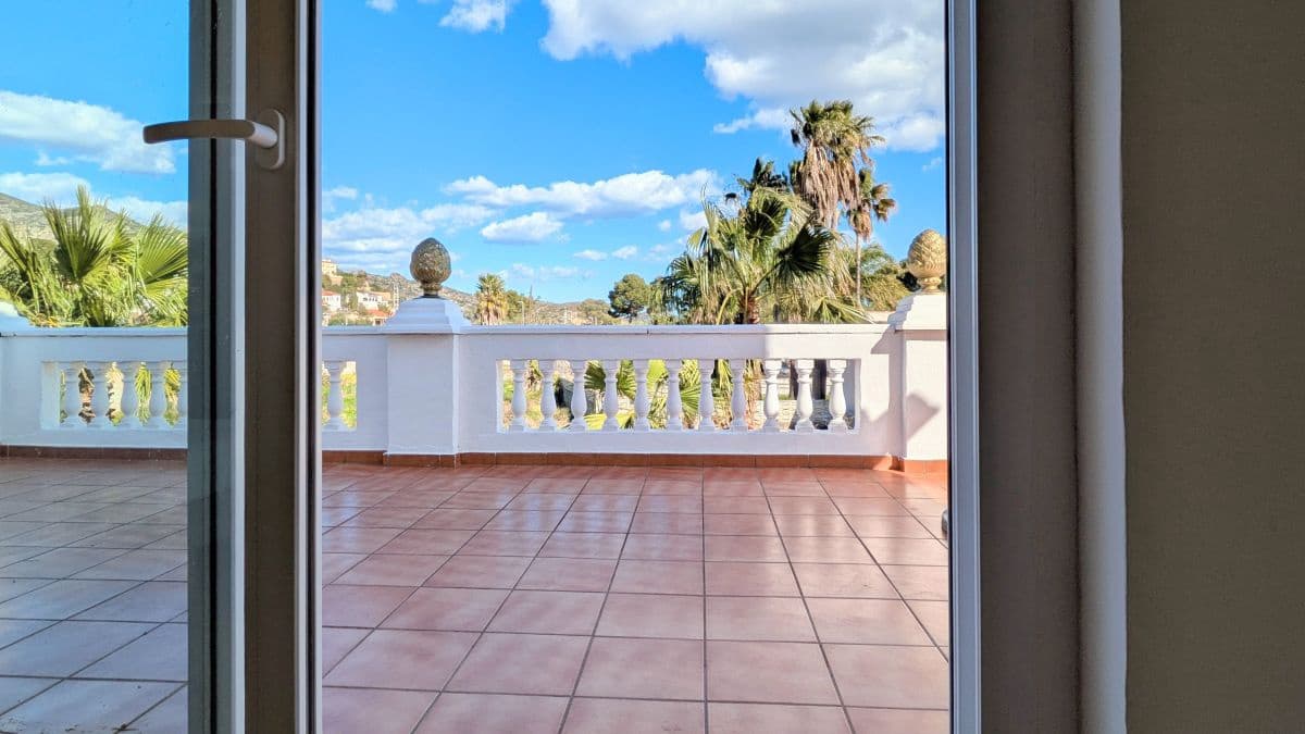 7 slaapkamer Villa te koop in Gandia met zwembad - € 790.000 (Ref: 8910828)