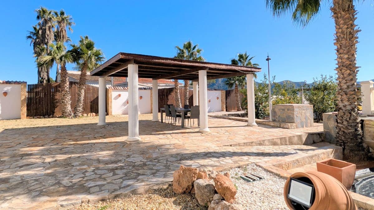 7 slaapkamer Villa te koop in Gandia met zwembad - € 790.000 (Ref: 8910828)