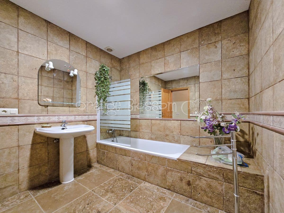 3 soveværelse Villa til salg i Chella med swimmingpool - € 349.950 (Ref: 9050675)