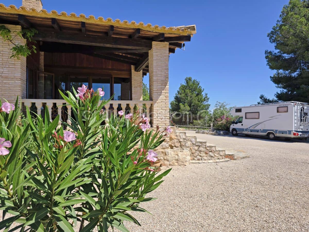 3 soveværelse Villa til salg i Chella med swimmingpool - € 349.950 (Ref: 9050675)