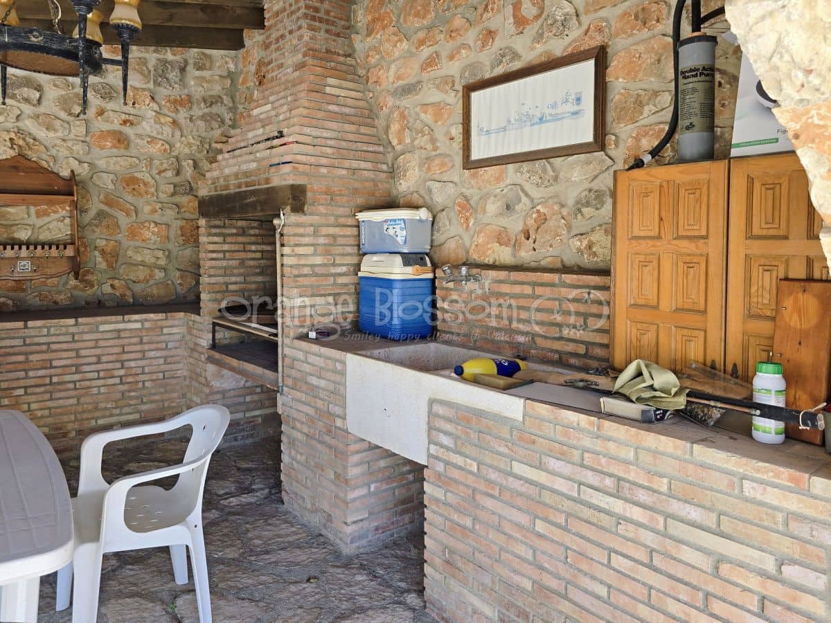 3 soveværelse Villa til salg i Chella med swimmingpool - € 349.950 (Ref: 9050675)