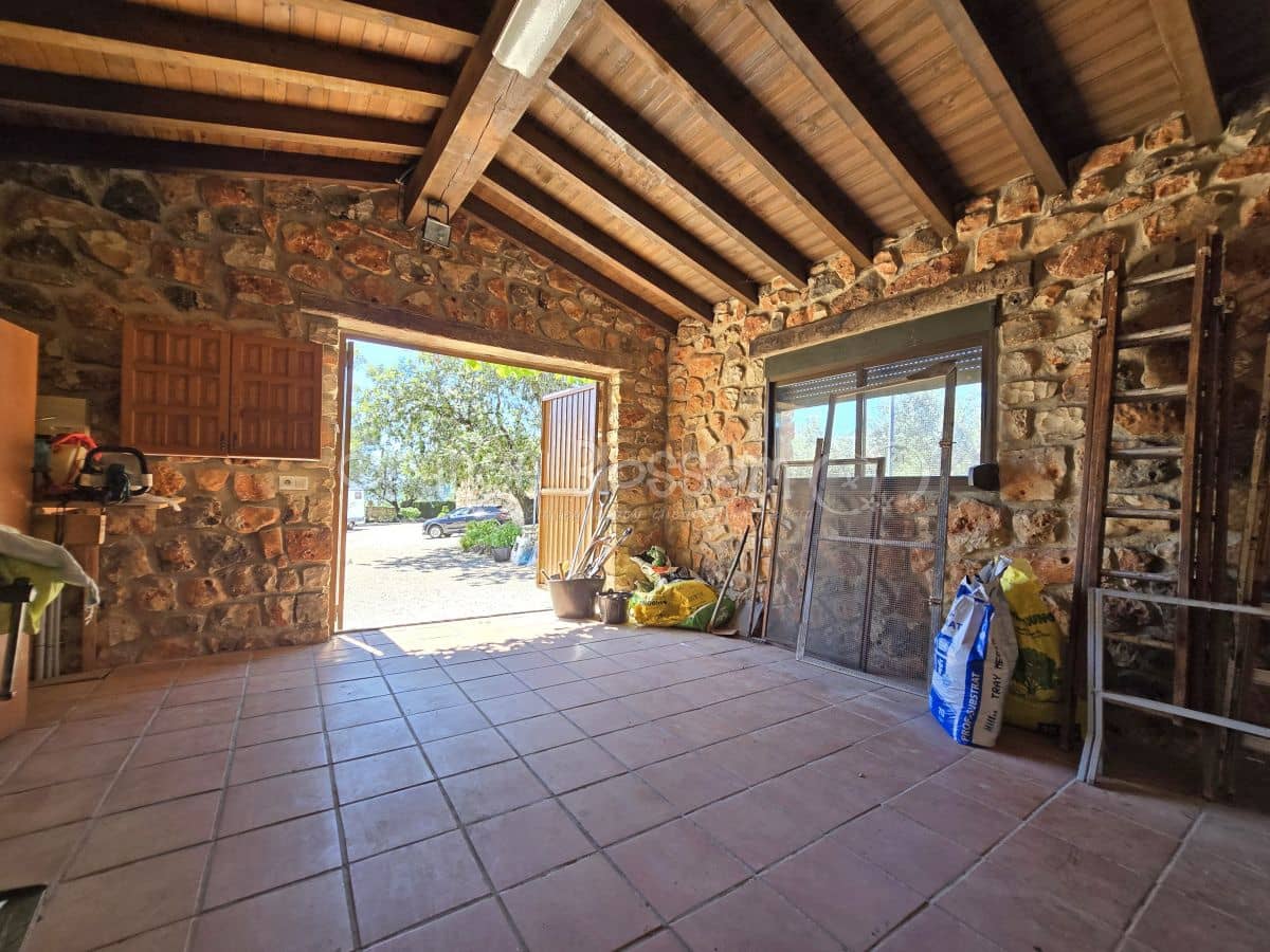 3 soveværelse Villa til salg i Chella med swimmingpool - € 349.950 (Ref: 9050675)