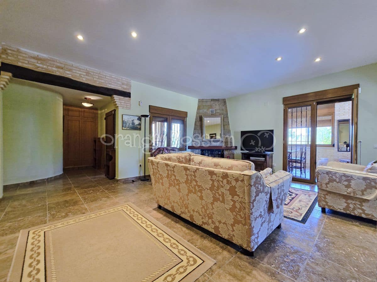 3 soveværelse Villa til salg i Chella med swimmingpool - € 349.950 (Ref: 9050675)