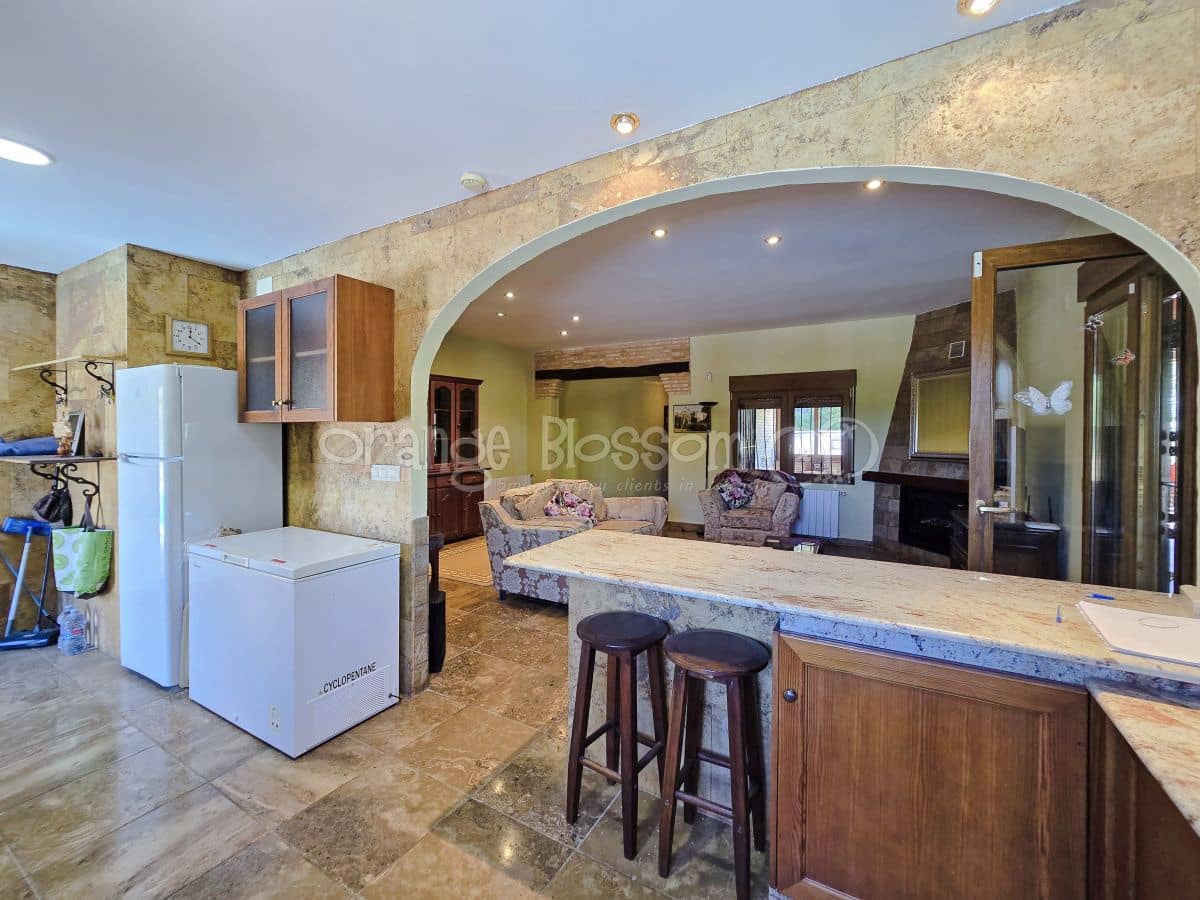 3 soveværelse Villa til salg i Chella med swimmingpool - € 349.950 (Ref: 9050675)