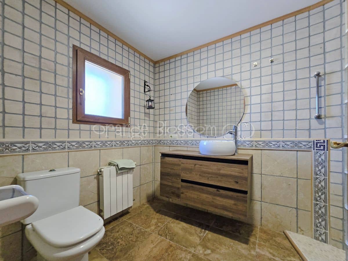 3 soveværelse Villa til salg i Chella med swimmingpool - € 349.950 (Ref: 9050675)