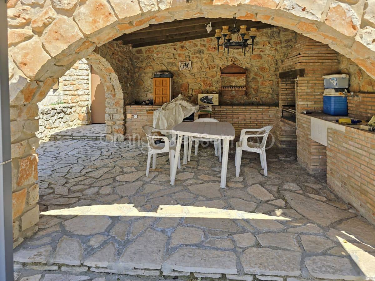 3 soveværelse Villa til salg i Chella med swimmingpool - € 349.950 (Ref: 9050675)