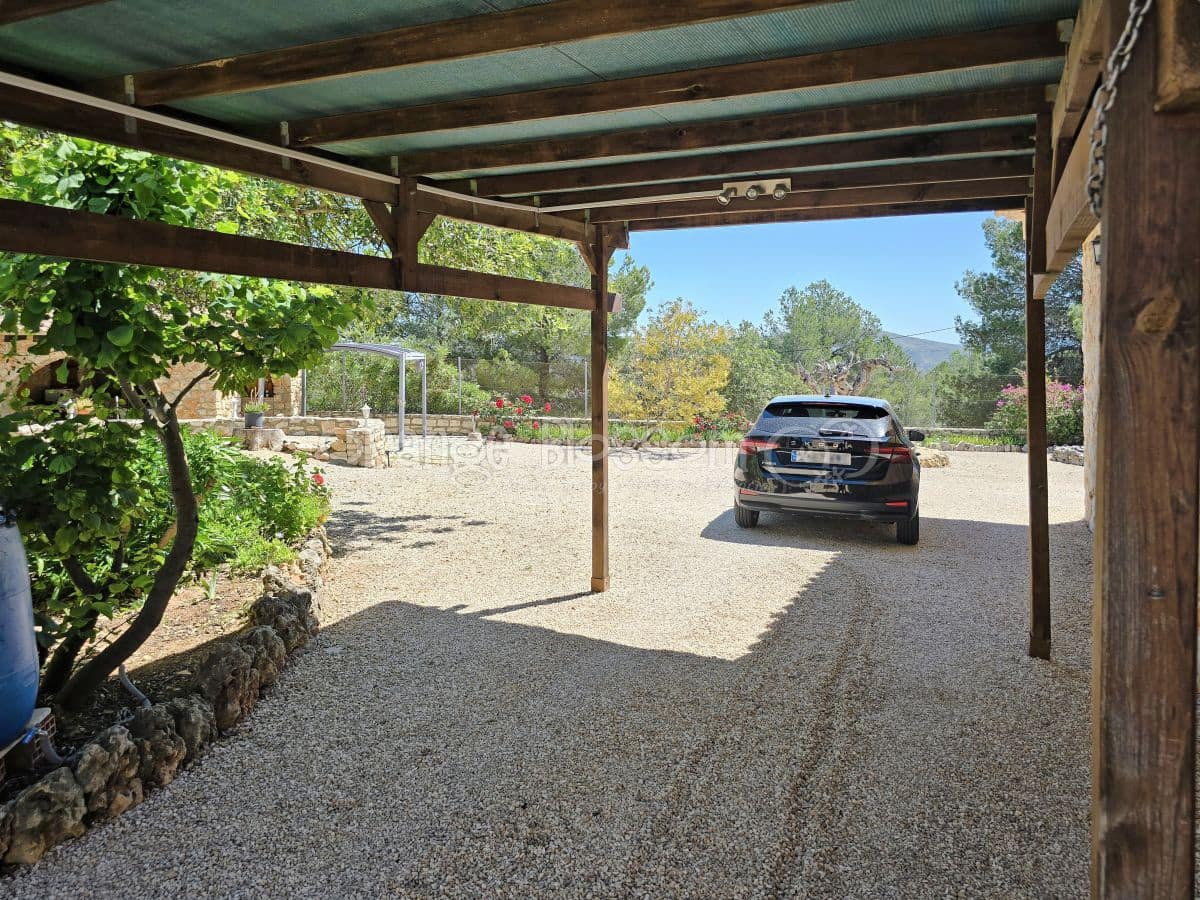 3 soveværelse Villa til salg i Chella med swimmingpool - € 349.950 (Ref: 9050675)