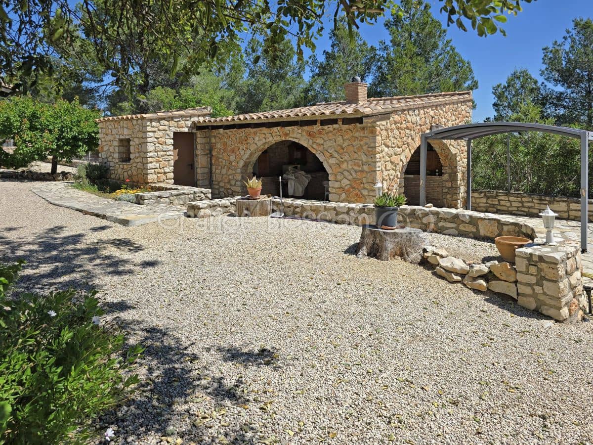 3 soveværelse Villa til salg i Chella med swimmingpool - € 349.950 (Ref: 9050675)