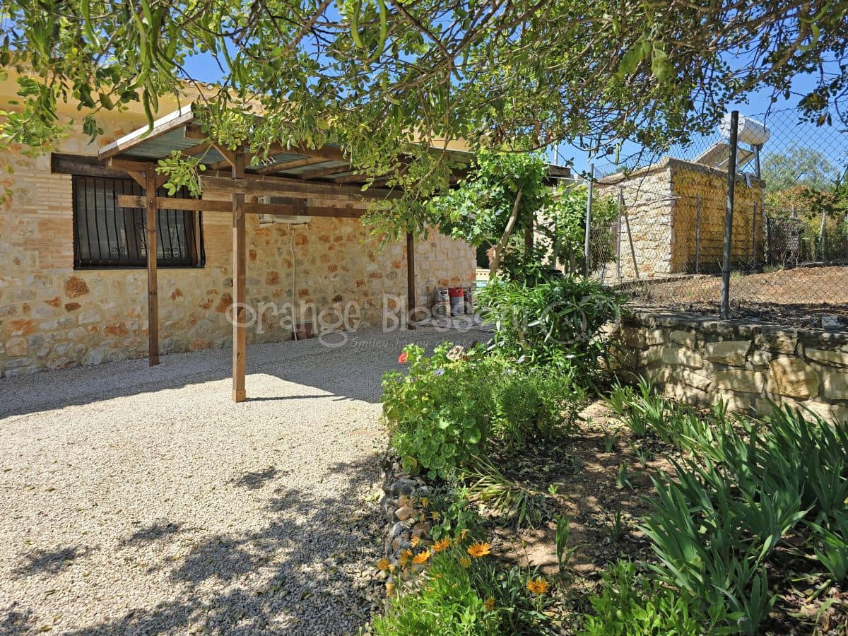 3 soveværelse Villa til salg i Chella med swimmingpool - € 349.950 (Ref: 9050675)