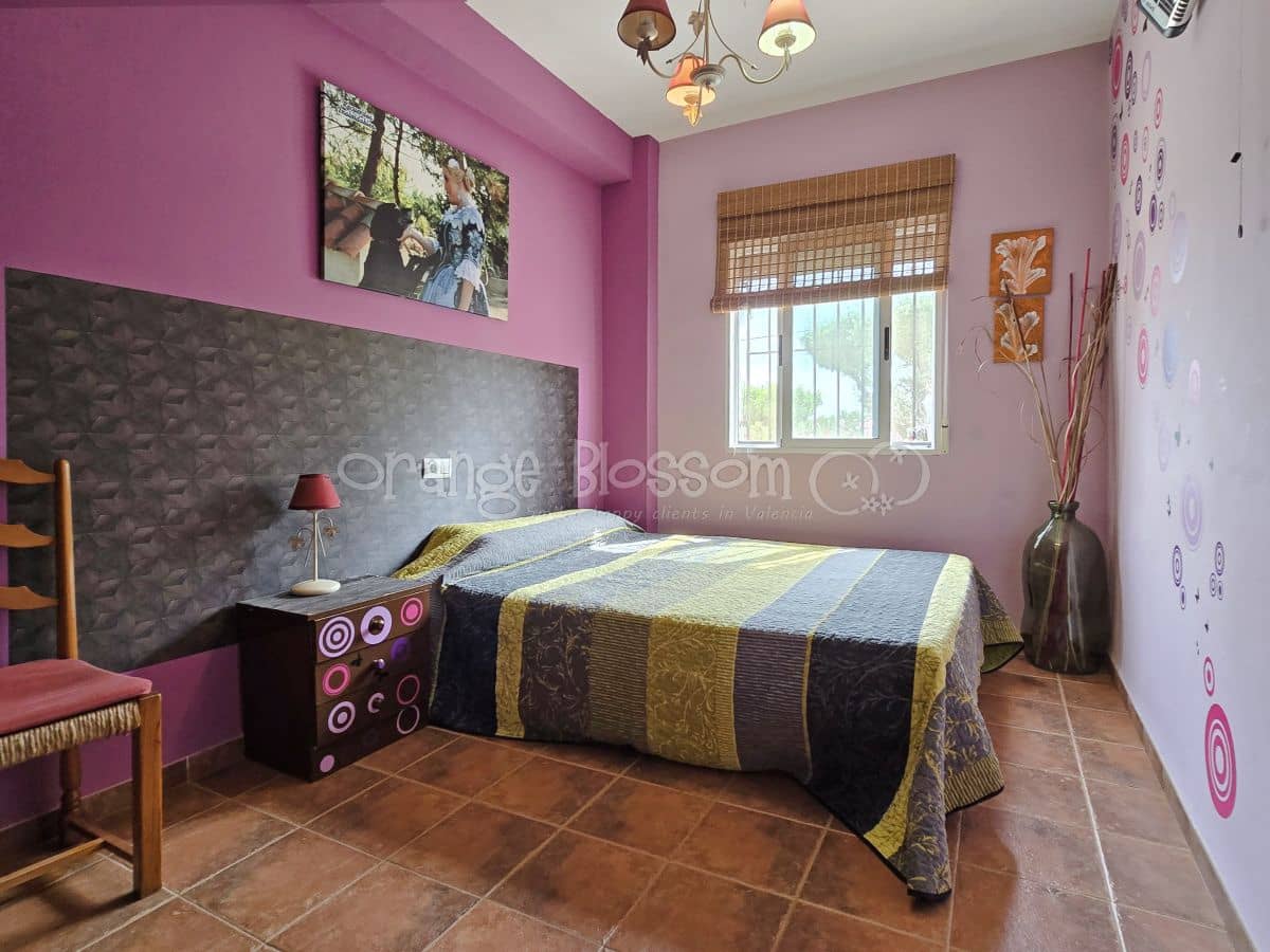 3 soveværelse Villa til salg i Beniganim med swimmingpool - € 235.000 (Ref: 9058801)