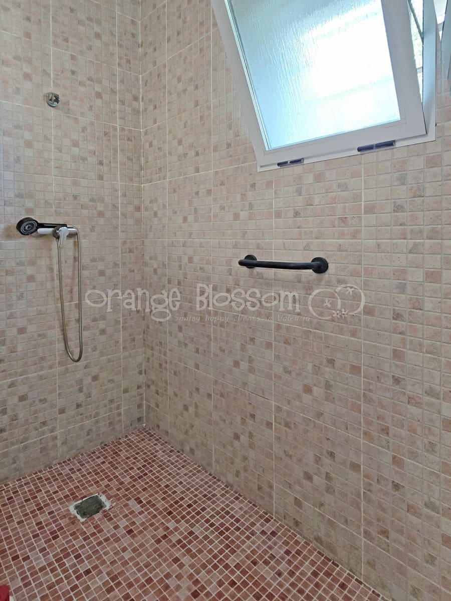 3 soveværelse Villa til salg i Beniganim med swimmingpool - € 235.000 (Ref: 9058801)