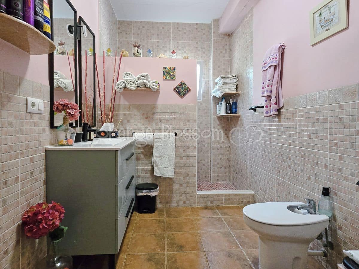 3 soveværelse Villa til salg i Beniganim med swimmingpool - € 235.000 (Ref: 9058801)