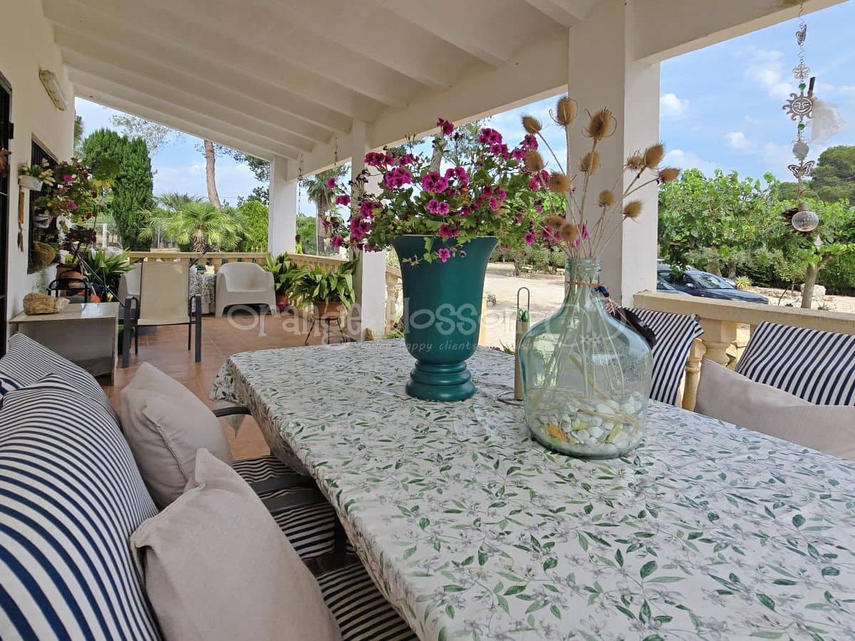 3 soveværelse Villa til salg i Beniganim med swimmingpool - € 235.000 (Ref: 9058801)