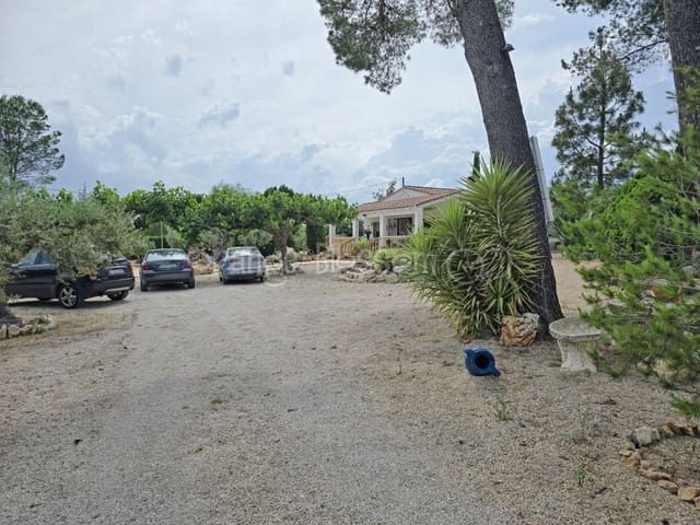 3 soveværelse Villa til salg i Benigánim med swimmingpool - € 235.000 (Ref: 9058801)