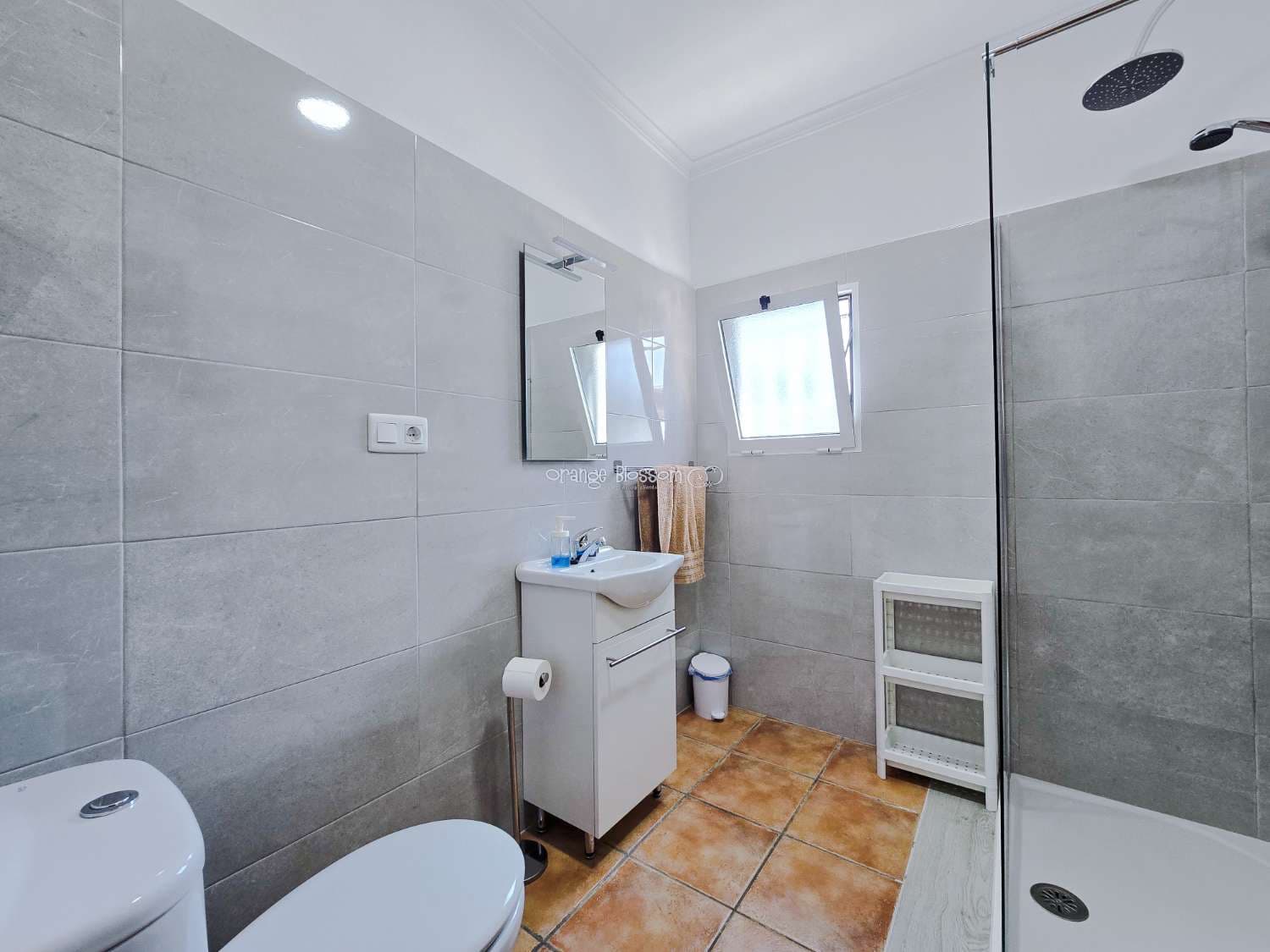 3 bedroom Villa for sale in Beniganim with pool - € 234,950 (Ref: 9084901)