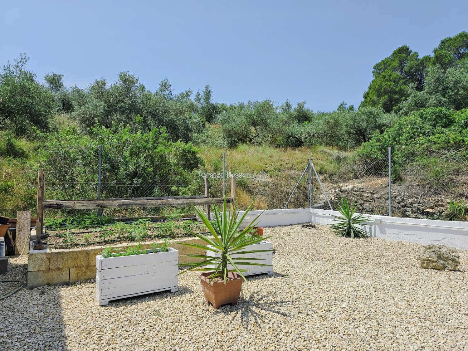 3 bedroom Villa for sale in Beniganim with pool - € 234,950 (Ref: 9084901)