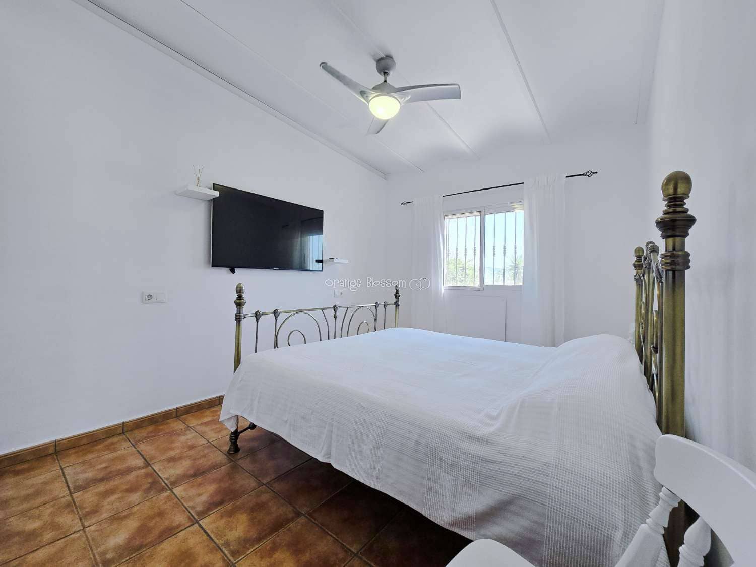 3 bedroom Villa for sale in Beniganim with pool - € 234,950 (Ref: 9084901)