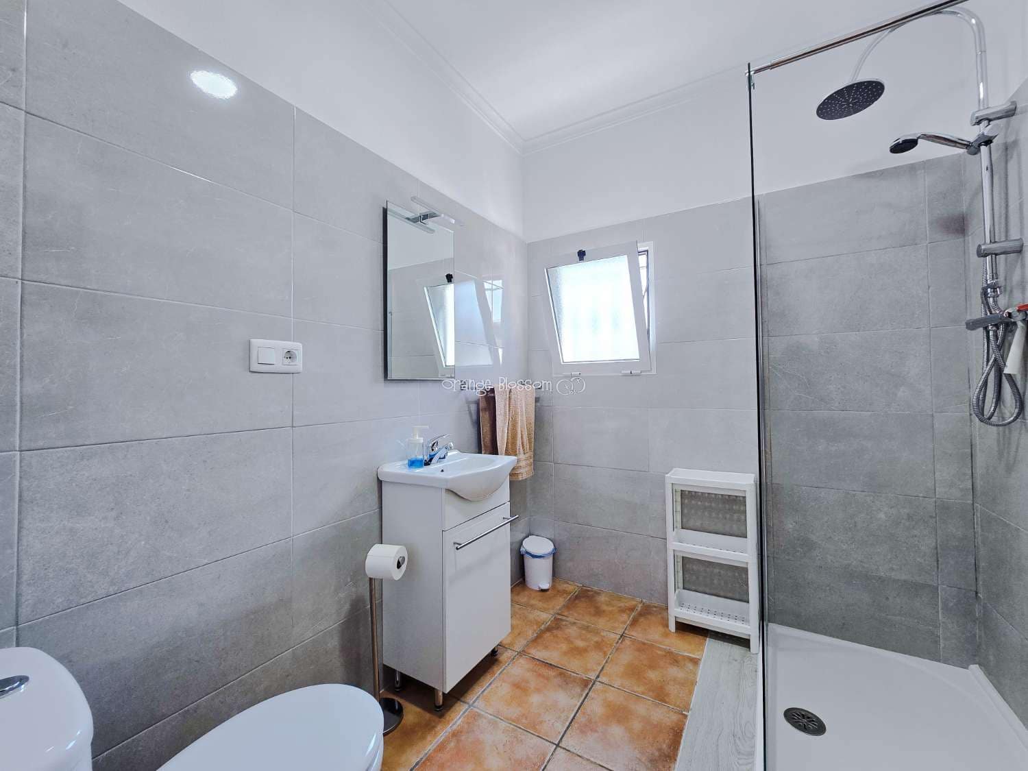 3 bedroom Villa for sale in Beniganim with pool - € 234,950 (Ref: 9084901)