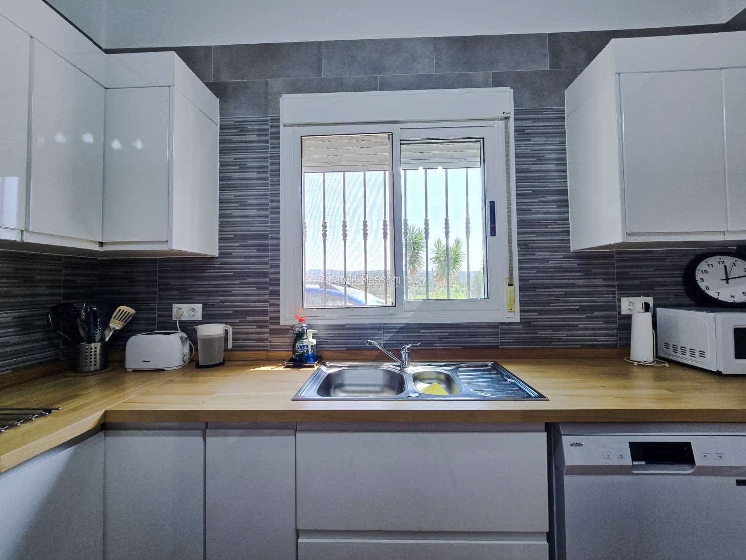 3 bedroom Villa for sale in Beniganim with pool - € 234,950 (Ref: 9084901)