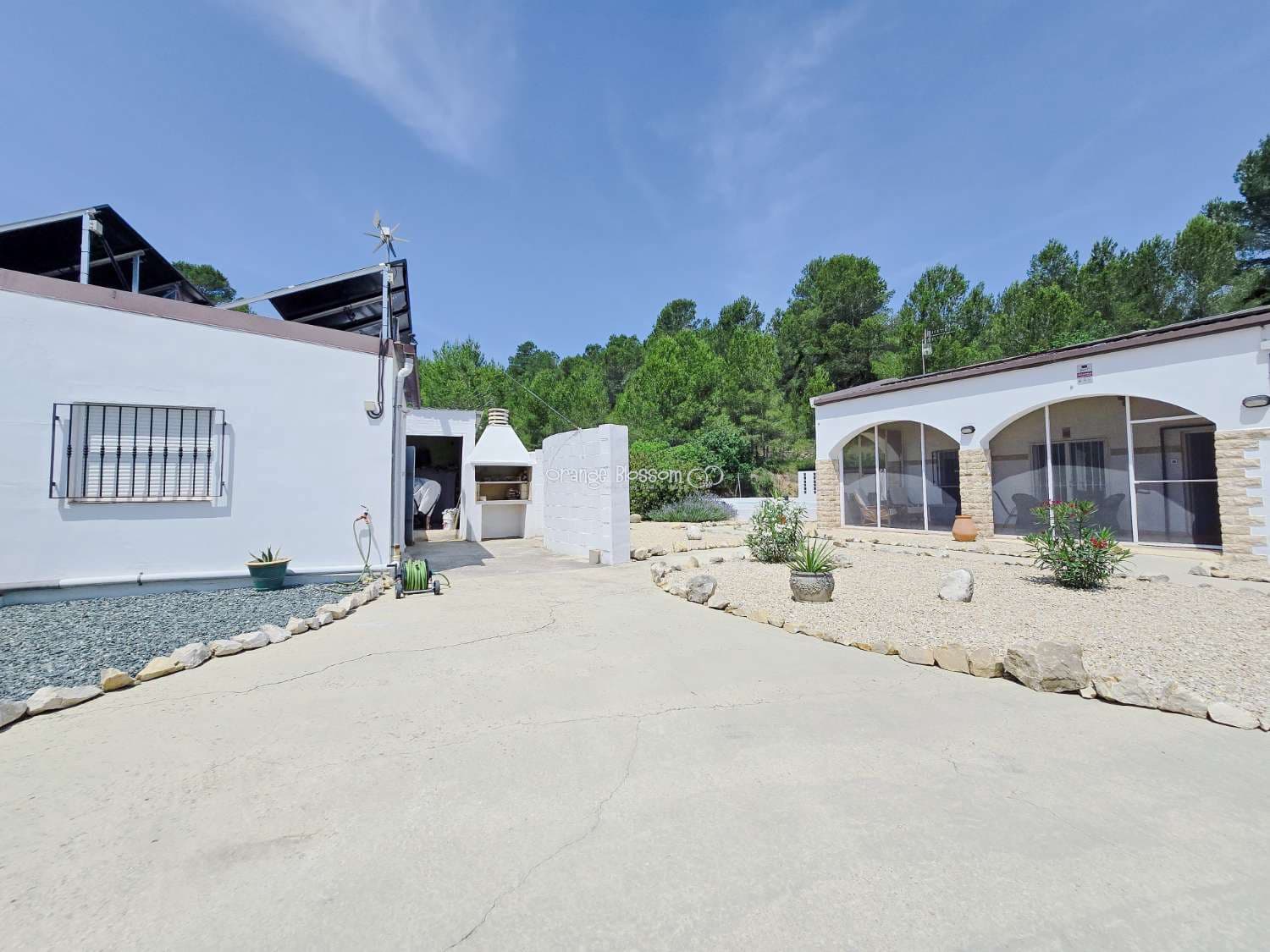 3 bedroom Villa for sale in Beniganim with pool - € 234,950 (Ref: 9084901)