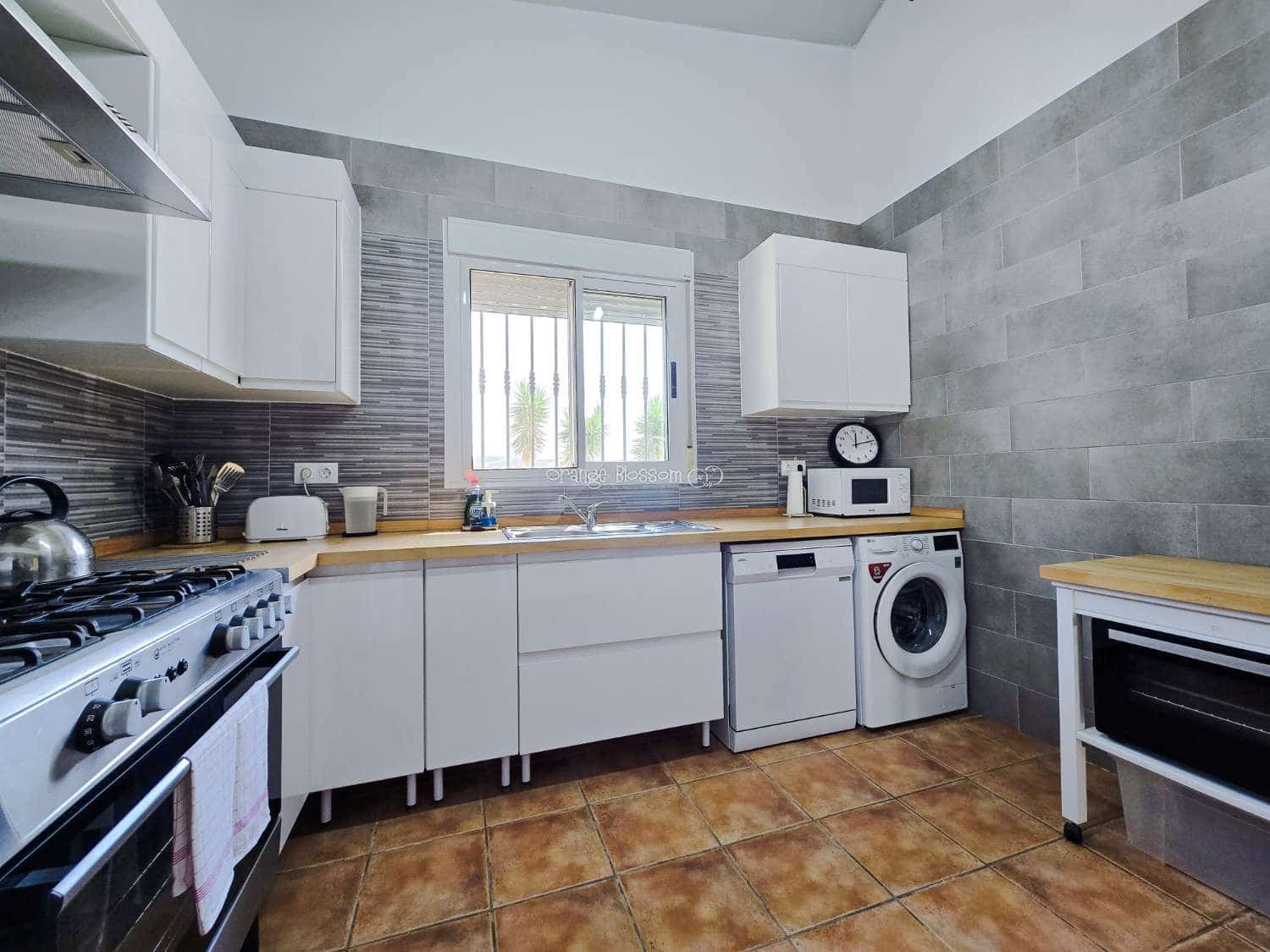 3 bedroom Villa for sale in Beniganim with pool - € 234,950 (Ref: 9084901)