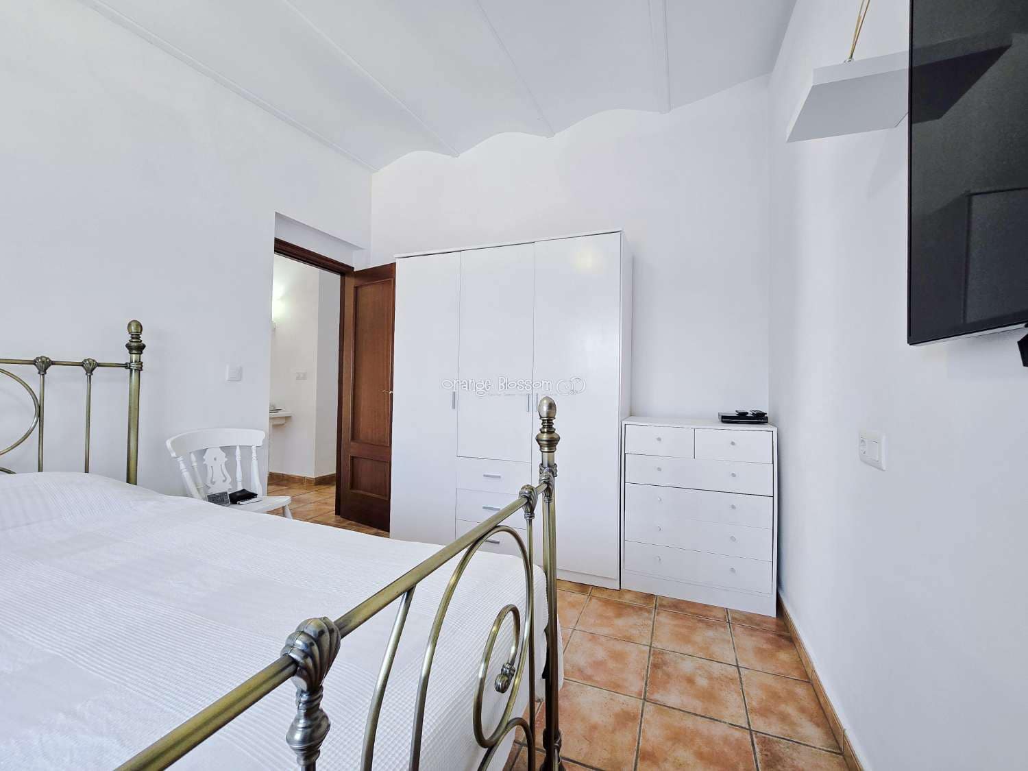 3 bedroom Villa for sale in Beniganim with pool - € 234,950 (Ref: 9084901)