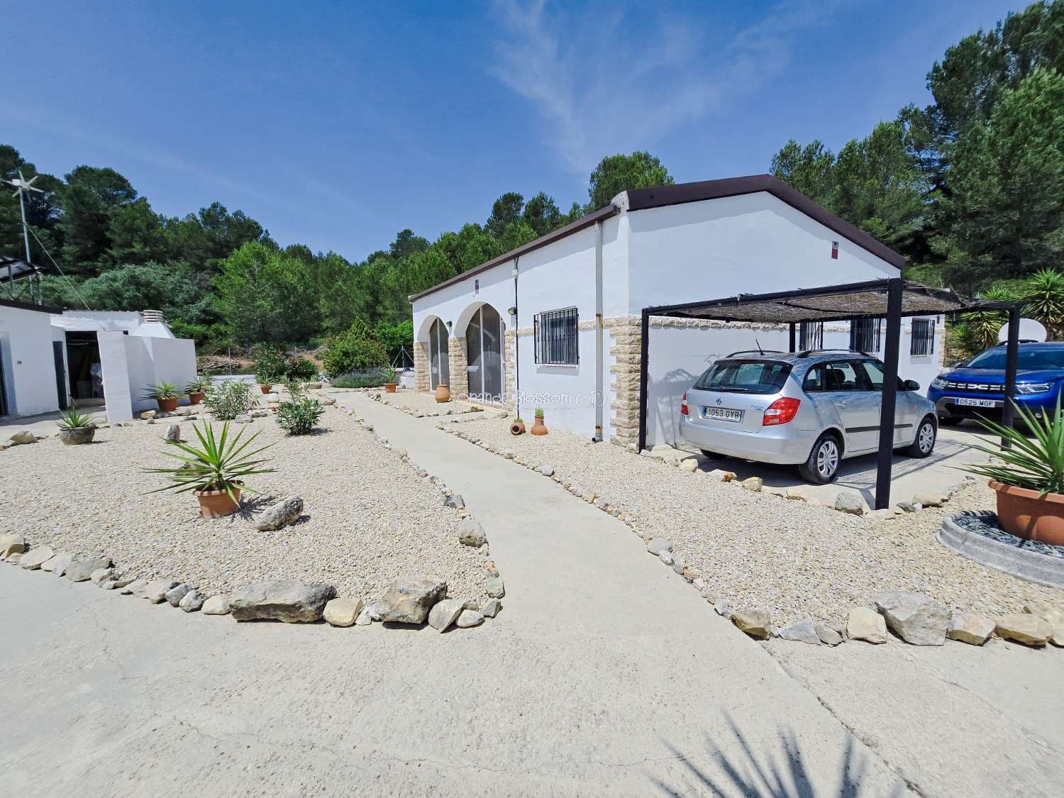 3 bedroom Villa for sale in Beniganim with pool - € 234,950 (Ref: 9084901)