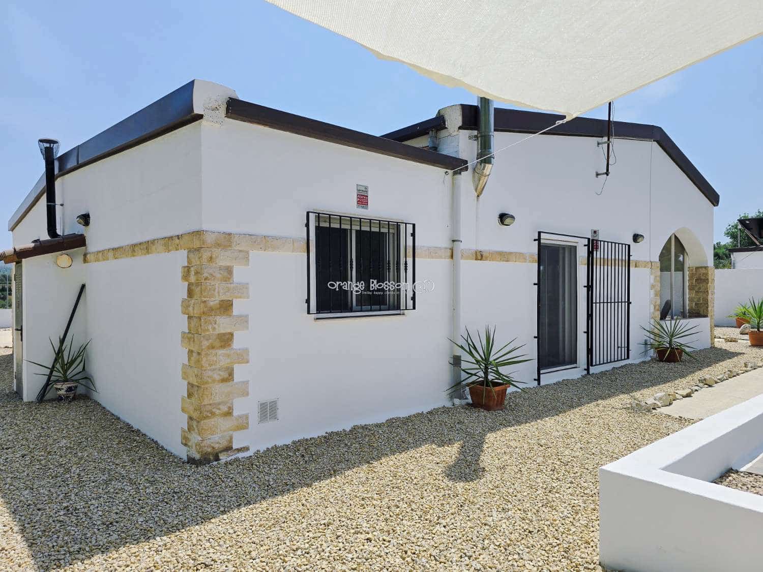 3 bedroom Villa for sale in Beniganim with pool - € 234,950 (Ref: 9084901)
