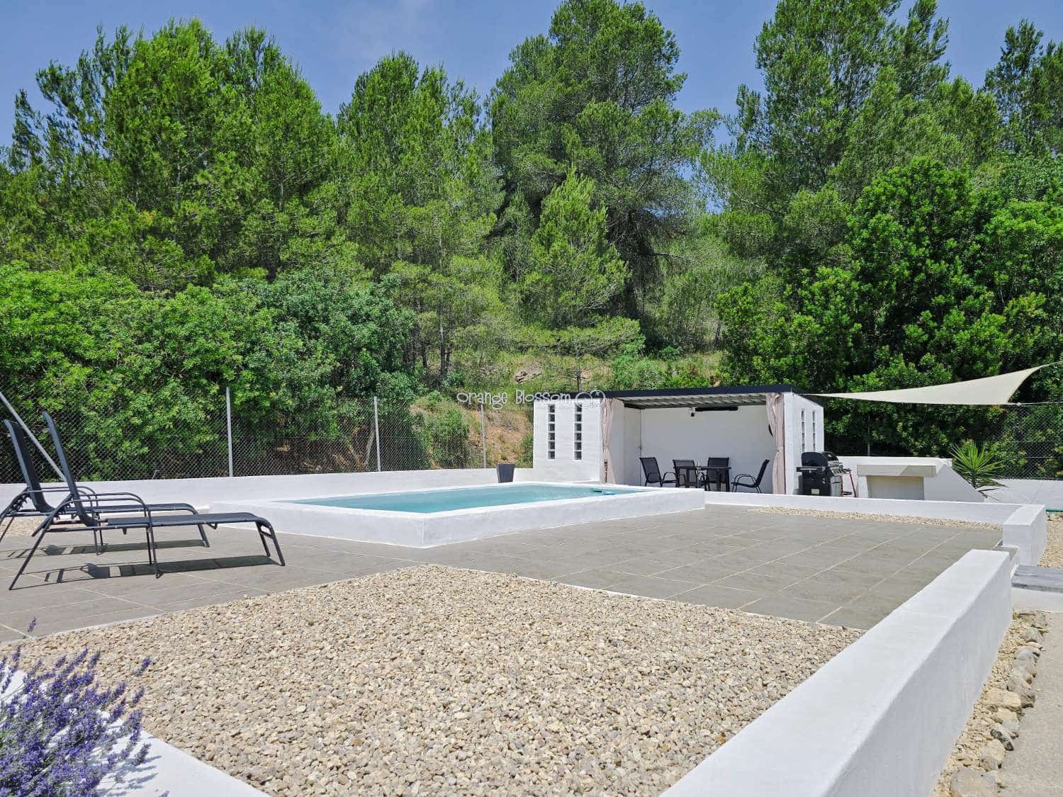 3 bedroom Villa for sale in Beniganim with pool - € 234,950 (Ref: 9084901)