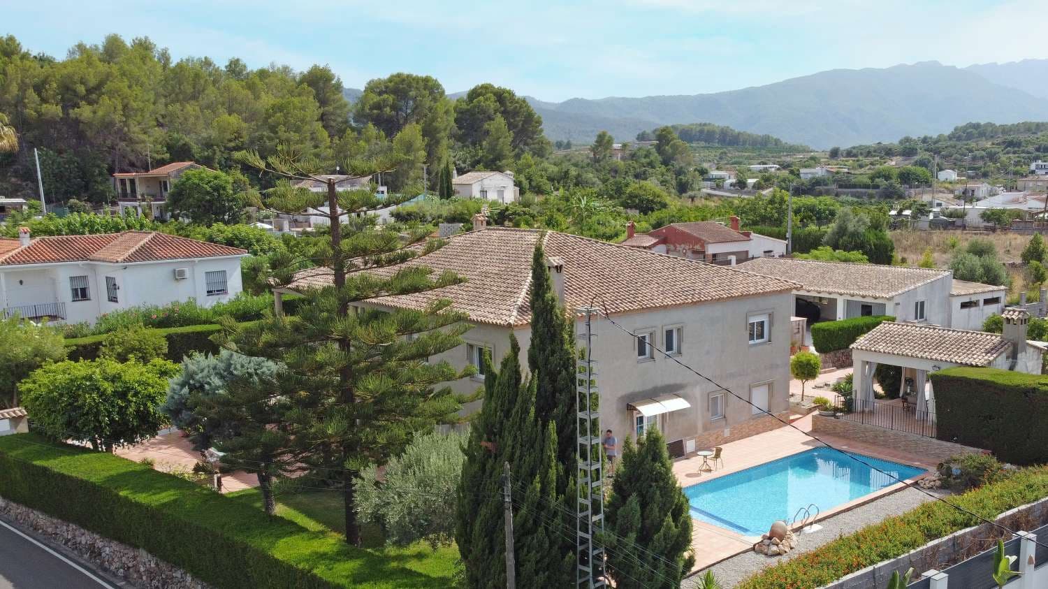 6 soveværelse Villa til salg i La Font d'En Carros med swimmingpool - € 699.000 (Ref: 9145194)