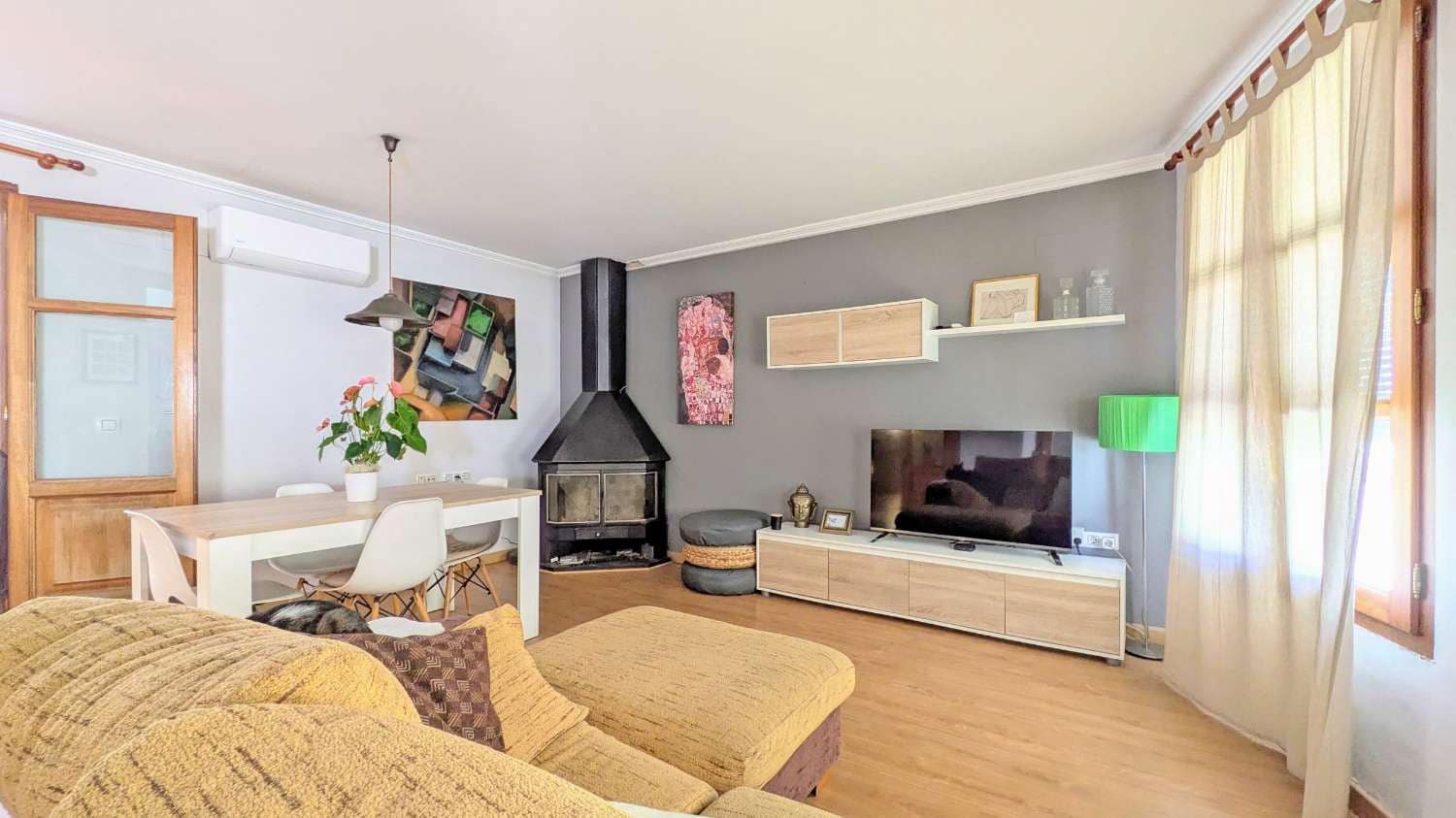 5 slaapkamer Rijtjeshuis te koop in Albaida - € 274.950 (Ref: 9145195)