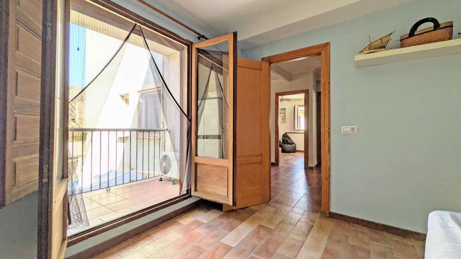 5 slaapkamer Rijtjeshuis te koop in Albaida - € 274.950 (Ref: 9145195)