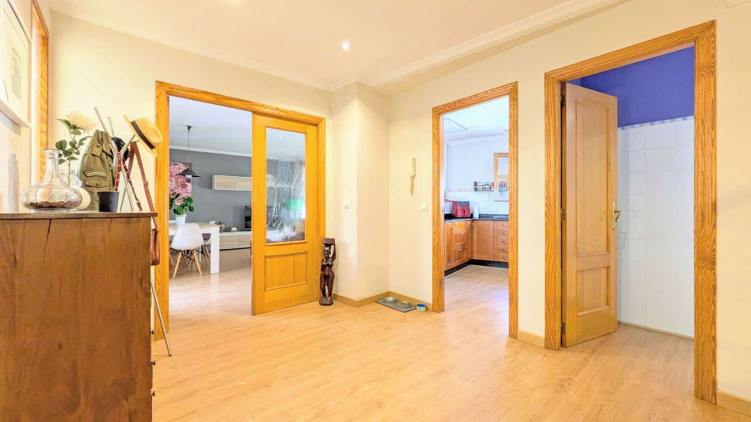 5 slaapkamer Rijtjeshuis te koop in Albaida - € 274.950 (Ref: 9145195)