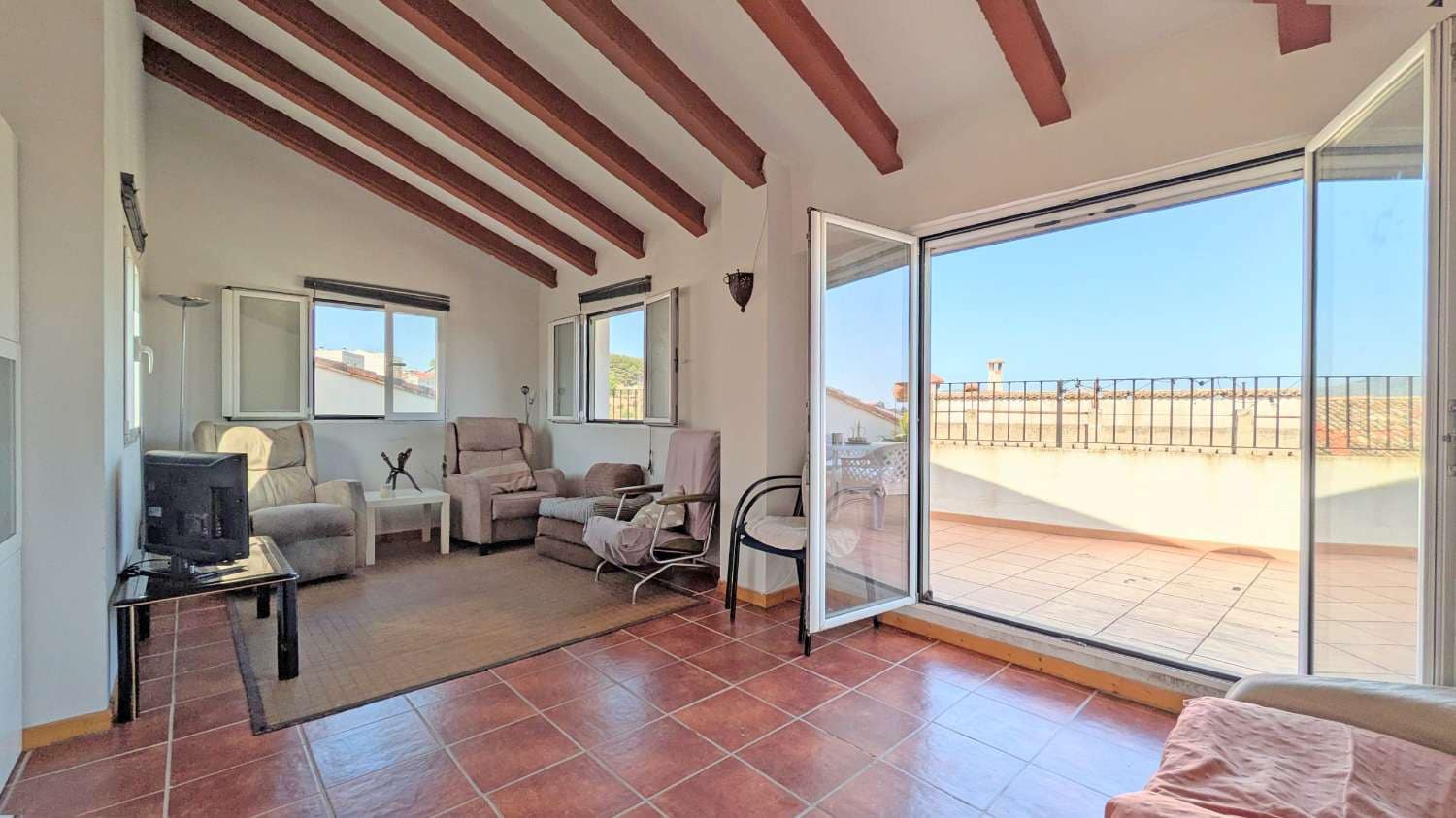 5 slaapkamer Rijtjeshuis te koop in Albaida - € 274.950 (Ref: 9145195)