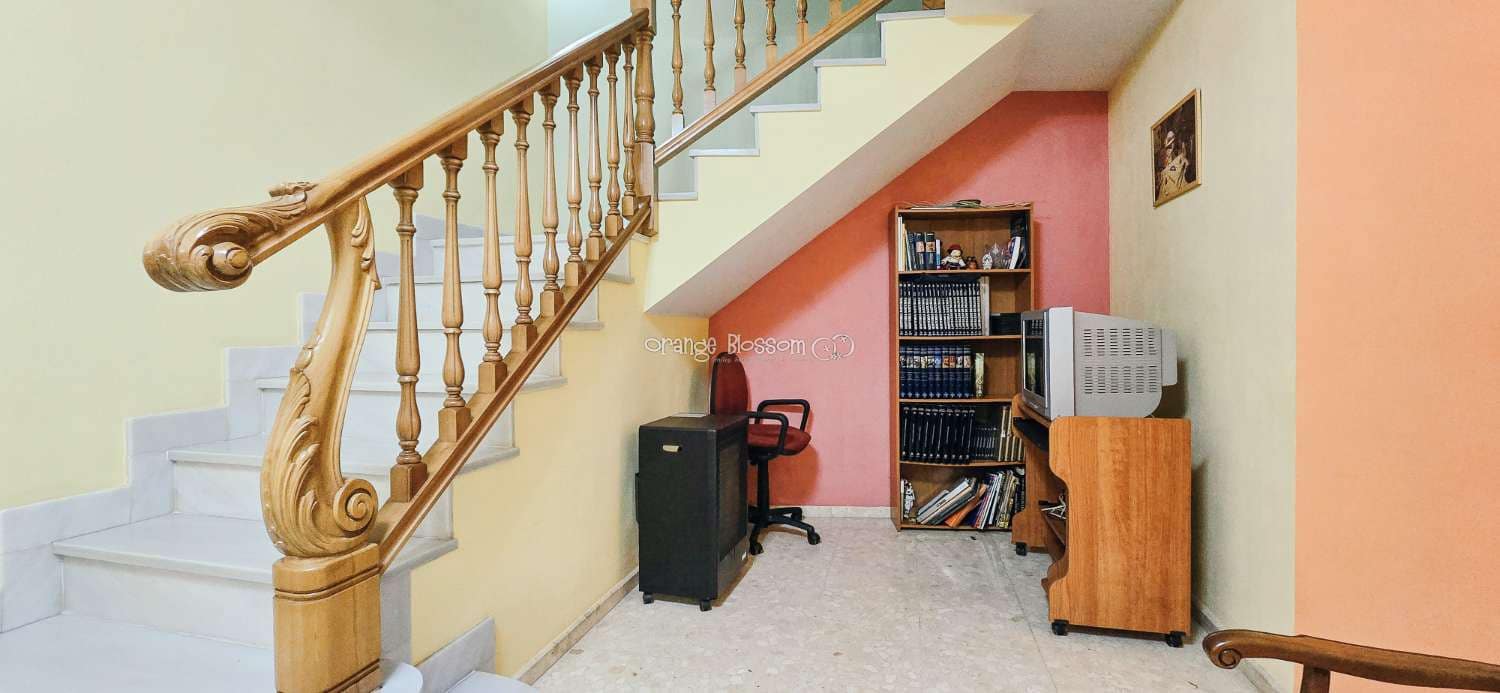 4 bedroom Townhouse for sale in Villalonga - € 169,000 (Ref: 9228140)