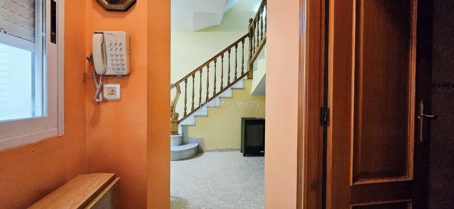 4 bedroom Townhouse for sale in Villalonga - € 169,000 (Ref: 9228140)