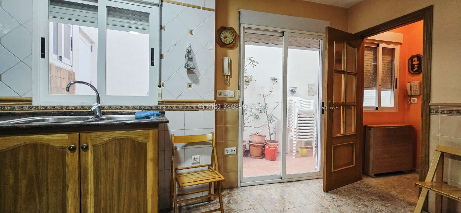 4 bedroom Townhouse for sale in Villalonga - € 169,000 (Ref: 9228140)
