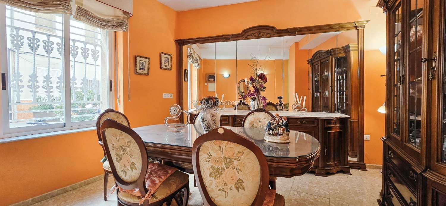 4 bedroom Townhouse for sale in Villalonga - € 169,000 (Ref: 9228140)