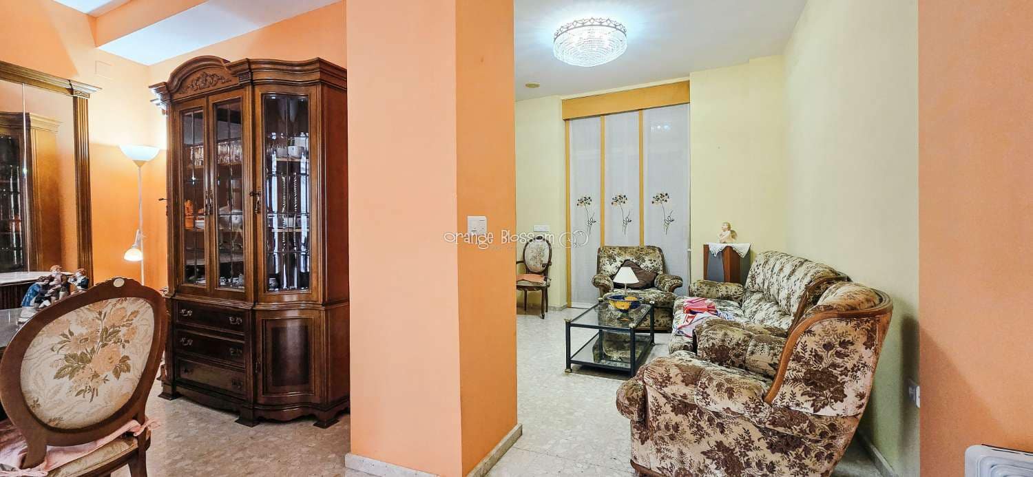 4 bedroom Townhouse for sale in Villalonga - € 169,000 (Ref: 9228140)