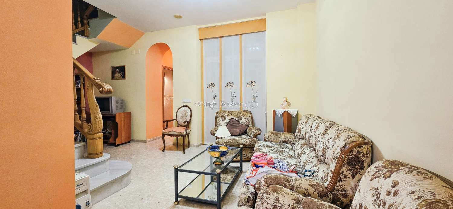 4 bedroom Townhouse for sale in Villalonga - € 169,000 (Ref: 9228140)