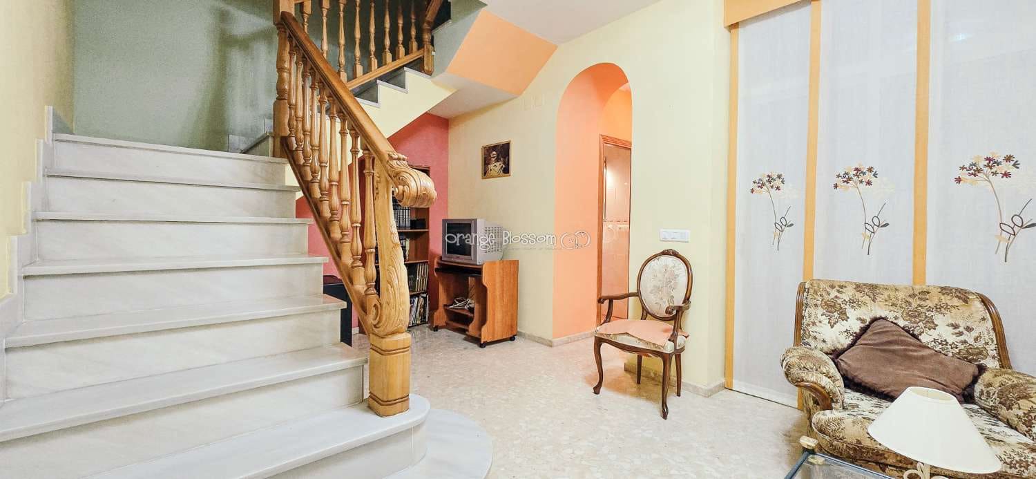 4 bedroom Townhouse for sale in Villalonga - € 169,000 (Ref: 9228140)