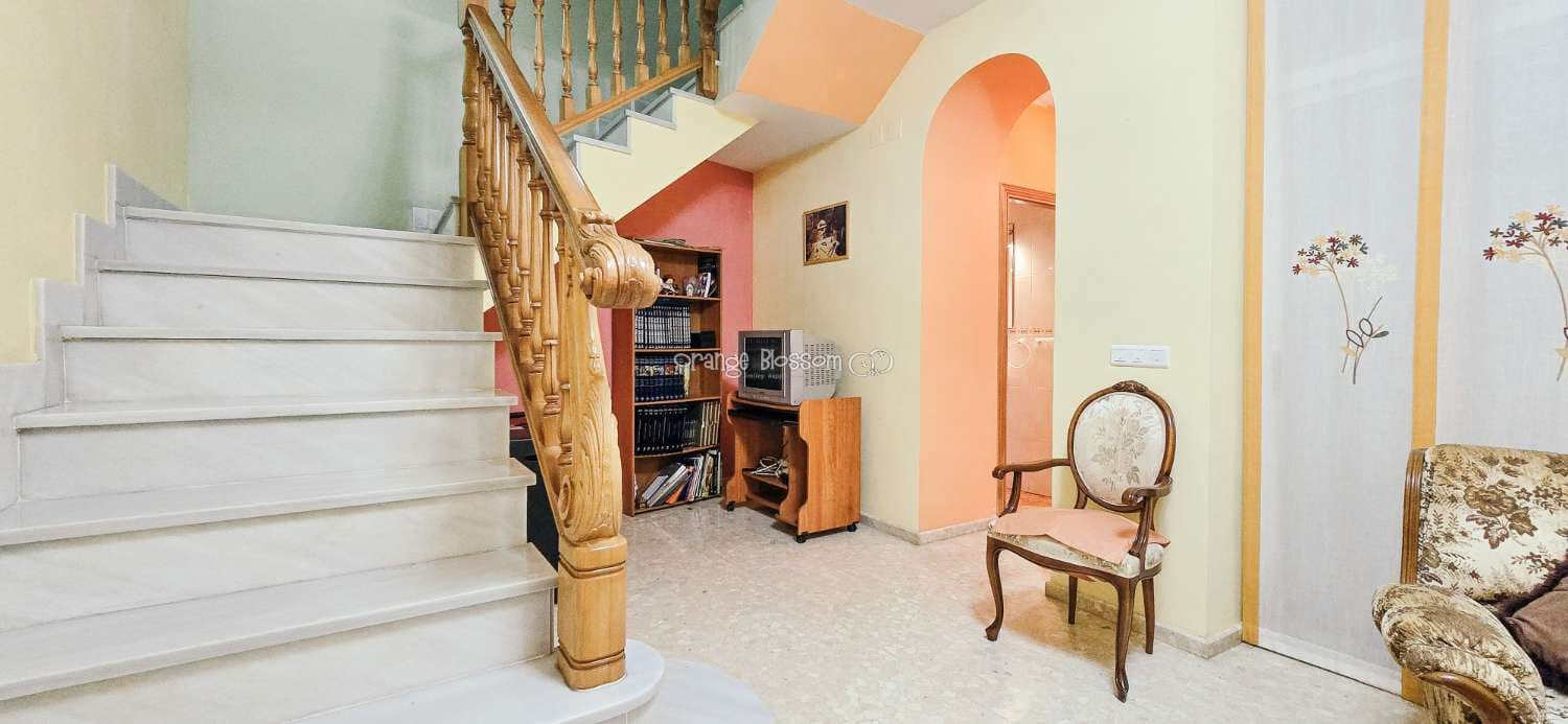 4 bedroom Townhouse for sale in Villalonga - € 169,000 (Ref: 9228140)