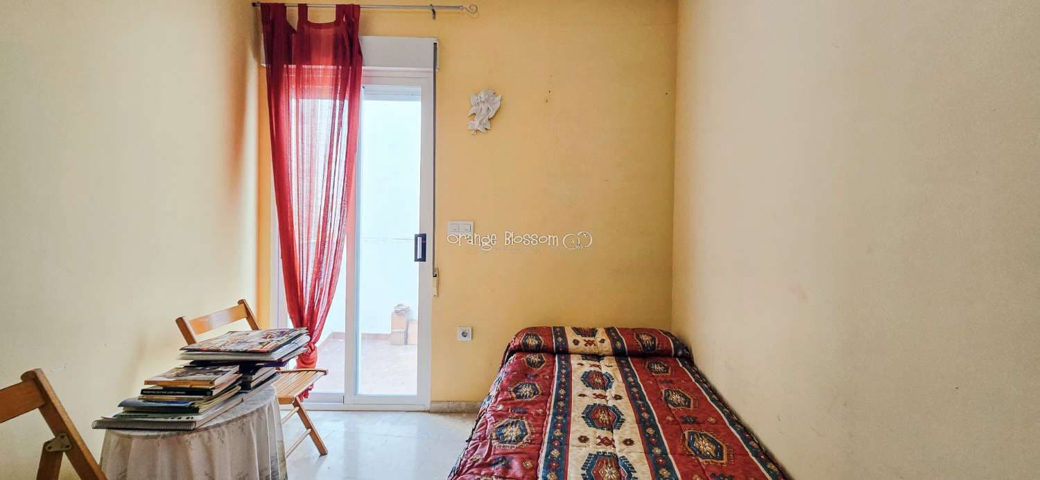 4 bedroom Townhouse for sale in Villalonga - € 169,000 (Ref: 9228140)