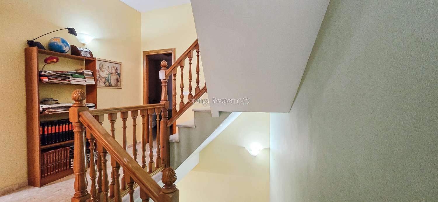 4 bedroom Townhouse for sale in Villalonga - € 169,000 (Ref: 9228140)