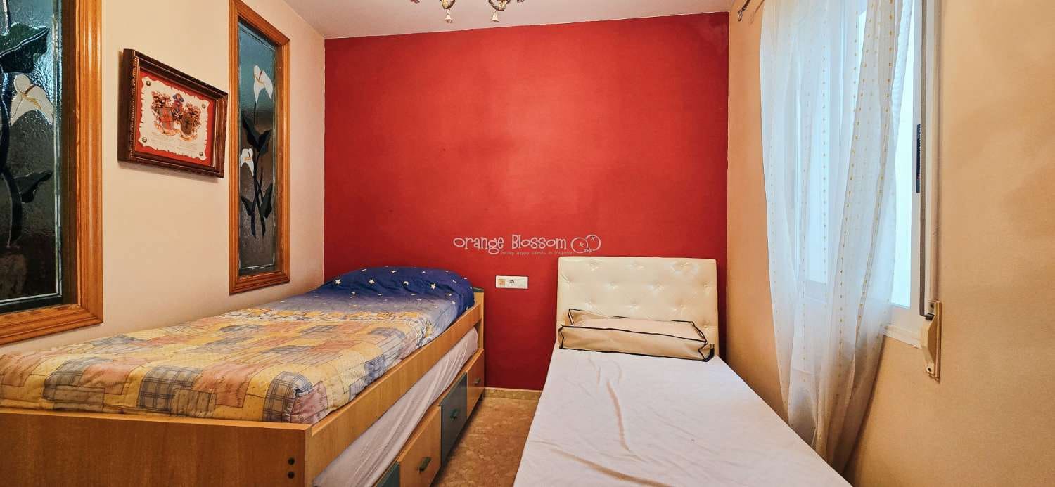 4 bedroom Townhouse for sale in Villalonga - € 169,000 (Ref: 9228140)